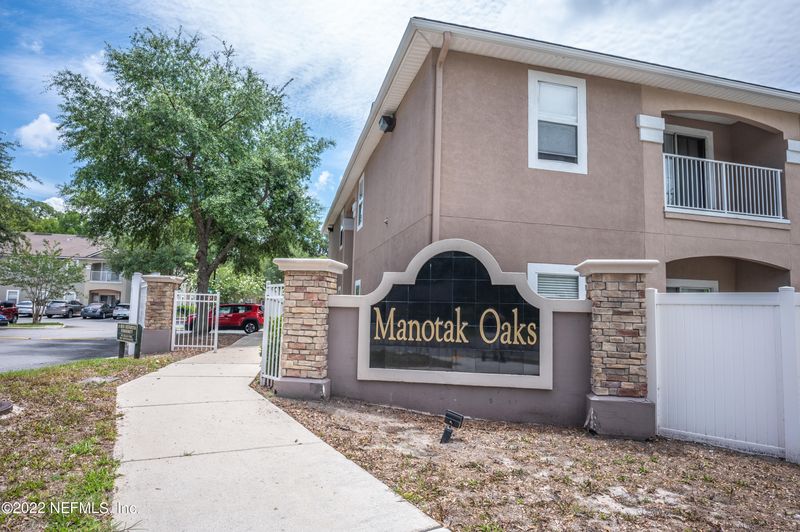 1466 Manotak Point Dr #101, Jacksonville, FL 32210