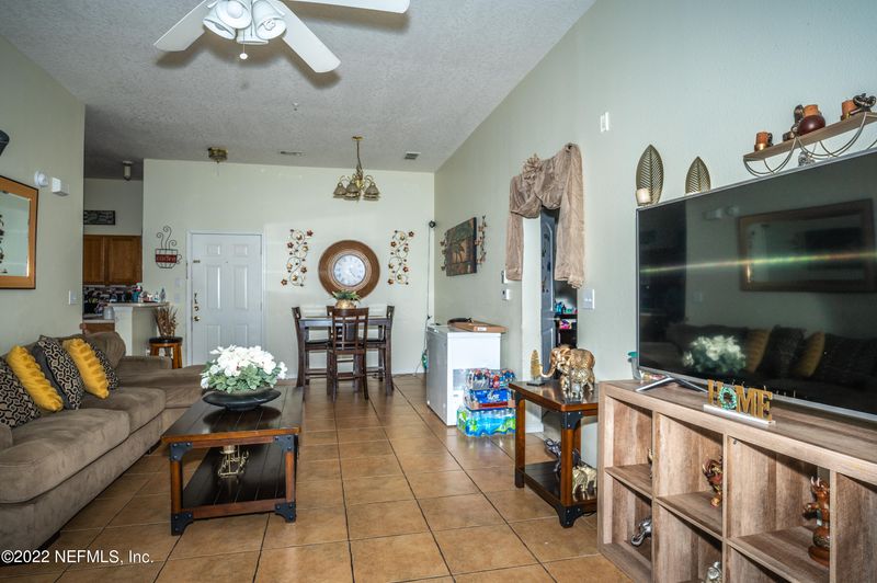 1466 Manotak Point Dr #101, Jacksonville, FL 32210