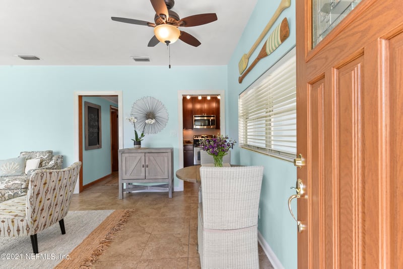 1470 Ocean Blvd, Atlantic Beach, FL 32233