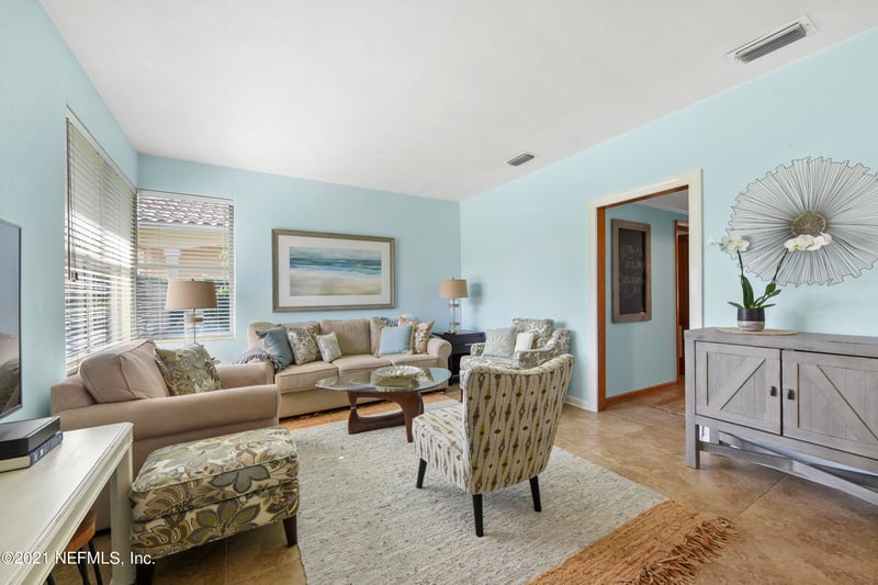 1470 Ocean Blvd, Atlantic Beach, FL 32233
