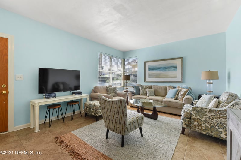 1470 Ocean Blvd, Atlantic Beach, FL 32233