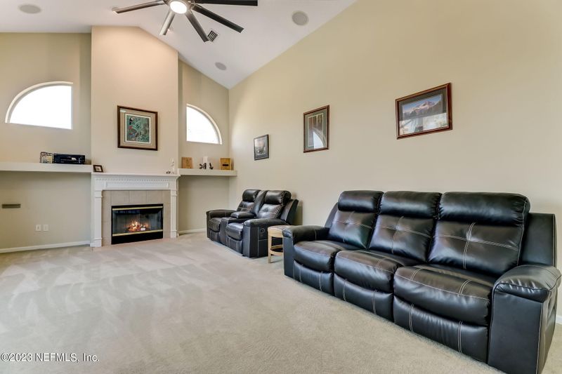 14708 Amelia View Dr, Jacksonville, FL 32226