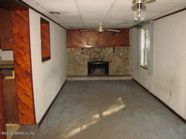 1472 Alecia Dr, Jacksonville, FL 32205