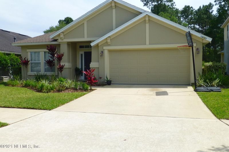 14721 Falling Waters Dr, Jacksonville, FL 32258