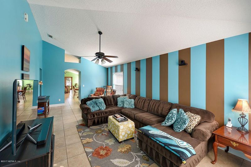 14728 Falling Waters Dr, Jacksonville, FL 32258