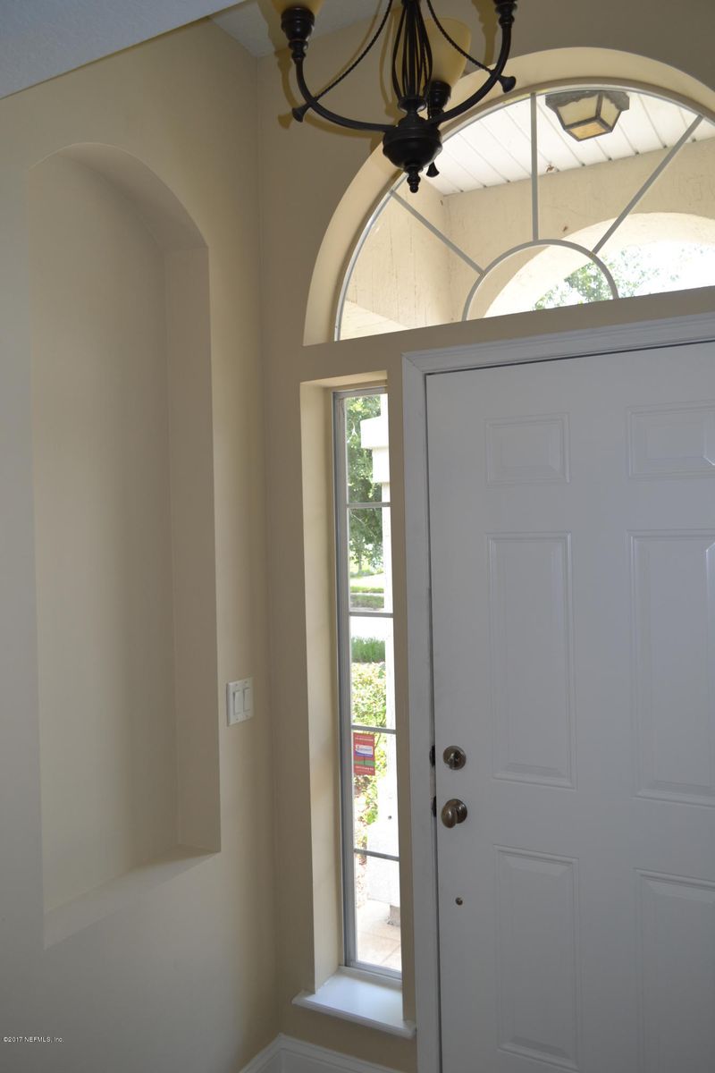 14744 Falling Waters Dr, Jacksonville, FL 32258