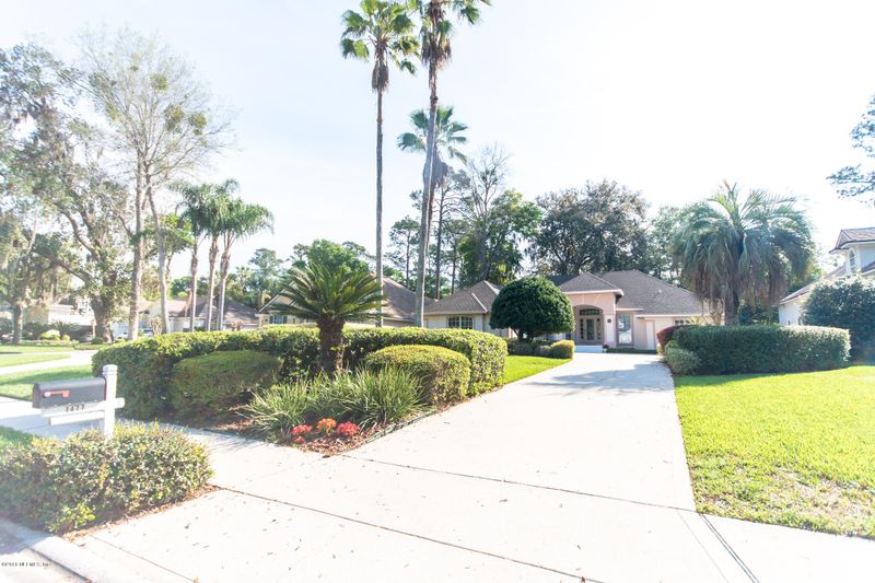 1477 Harrington Park Dr, Jacksonville, FL 32225