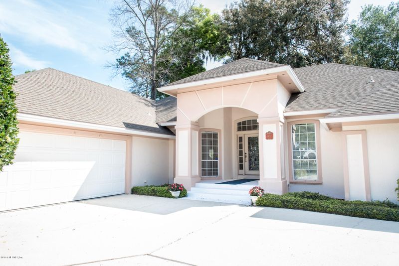 1477 Harrington Park Dr, Jacksonville, FL 32225