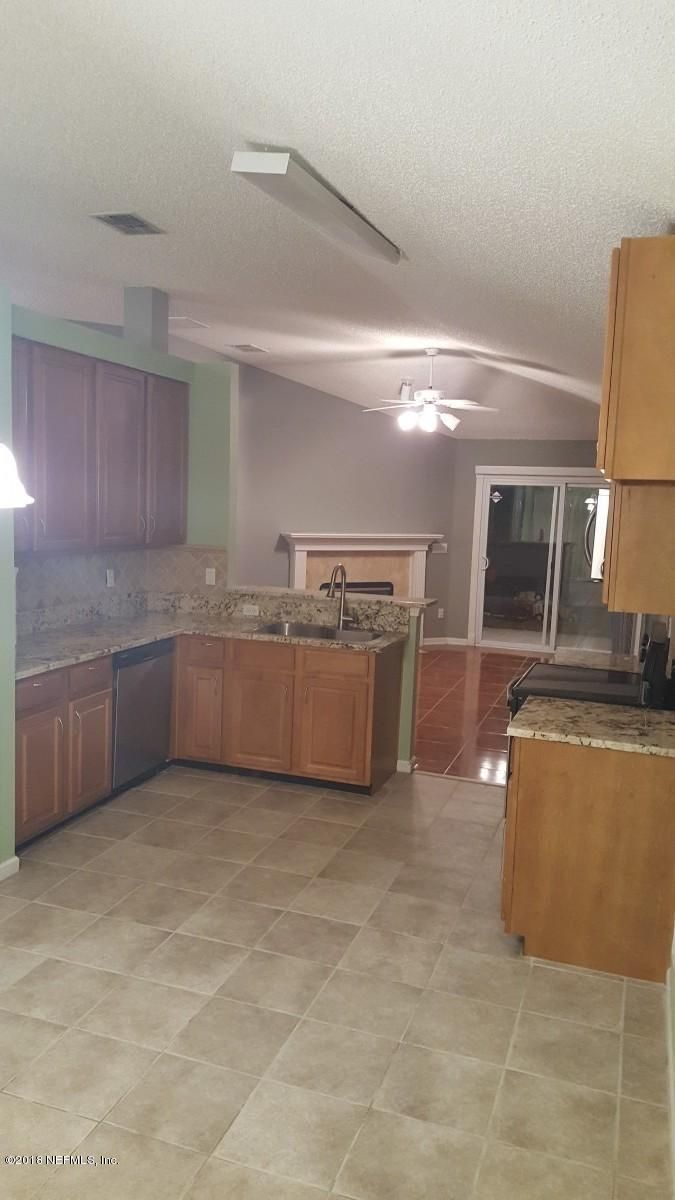 1481 Cotton Clover Dr, Orange Park, FL 32065