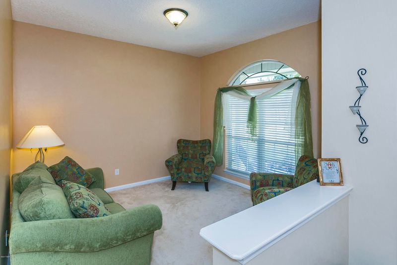 14871 W Reef Dr, Jacksonville, FL 32226
