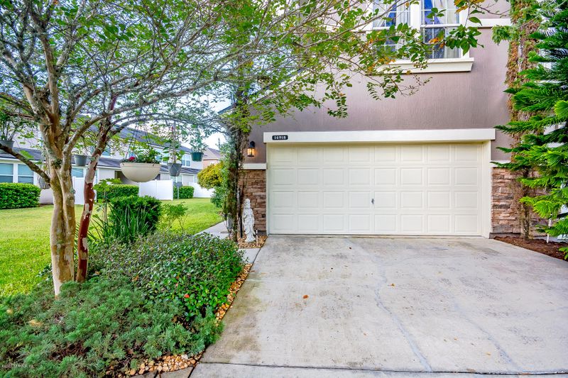 14918 Bartram Village Ln, Jacksonville, FL 32258