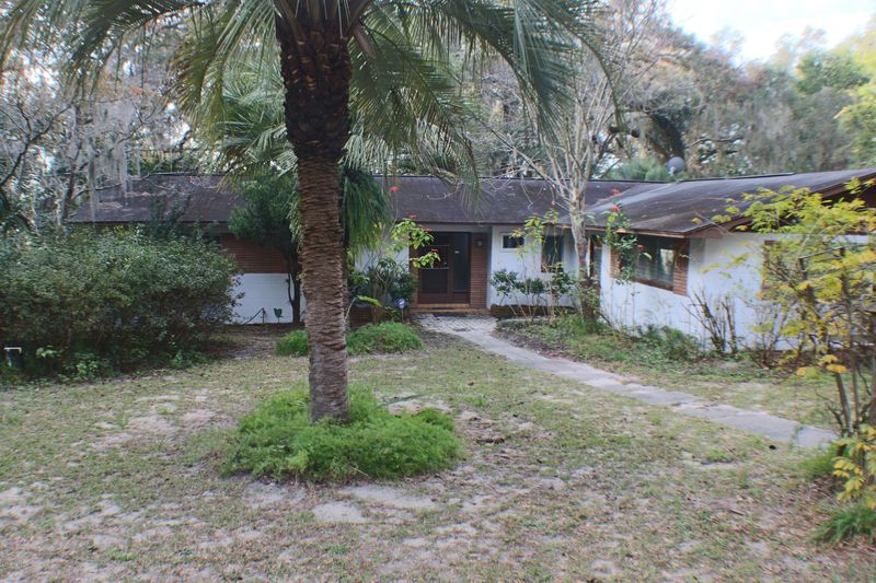 15 SE Forest St, Keystone Heights, FL 32656