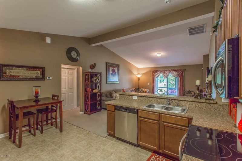 150 N Aberdeenshire Dr, St Johns, FL 32259