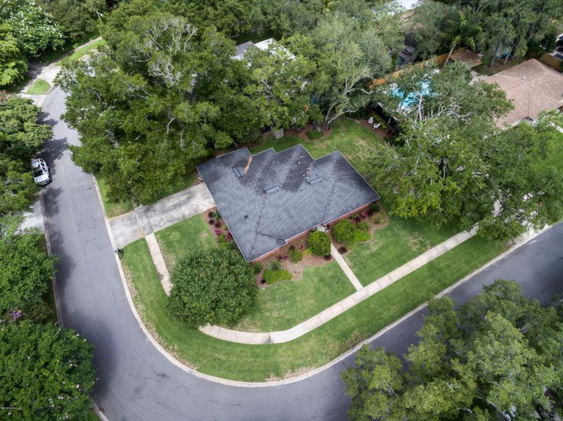 1502 Neptune Grove Dr E, Neptune Beach, FL 32266
