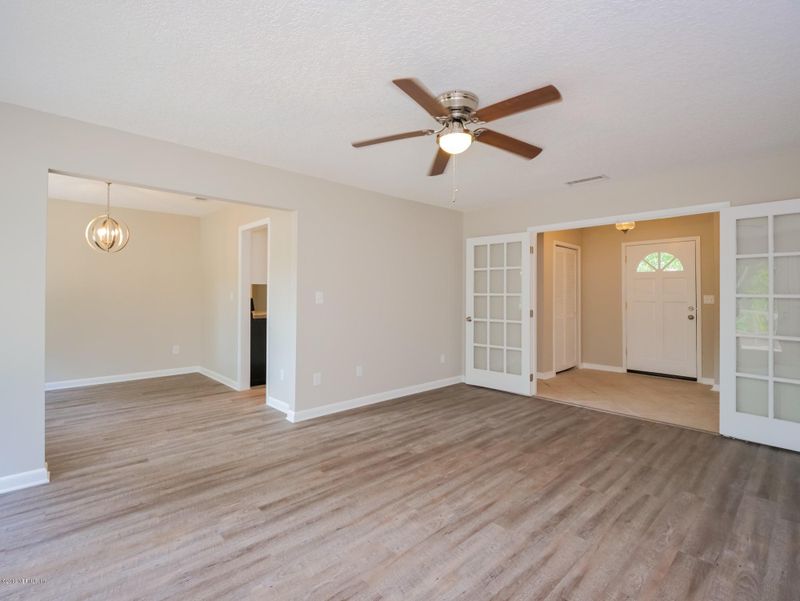 1504 Lemonwood Rd, Jacksonville, FL 32259