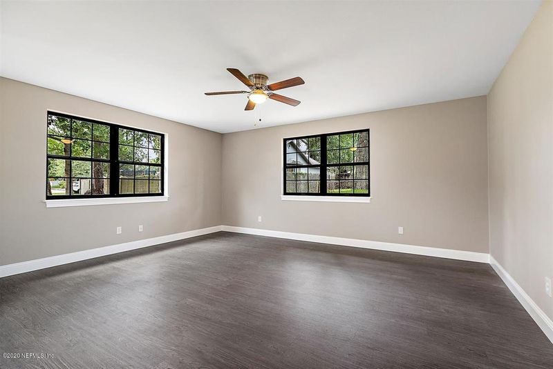 1505 Hammond Blvd, Jacksonville, FL 32221