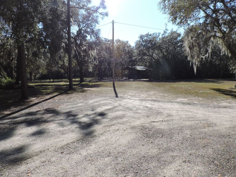151 Hall Rd, Melrose, FL 32666