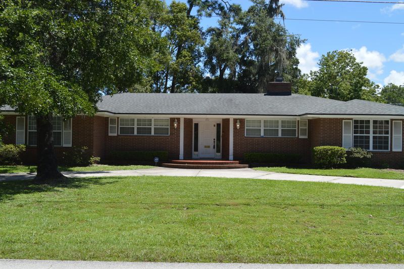 1511 Empire Point, Jacksonville, FL 32207