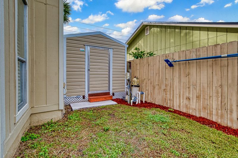 1513 Derringer Rd, Jacksonville, FL 32225