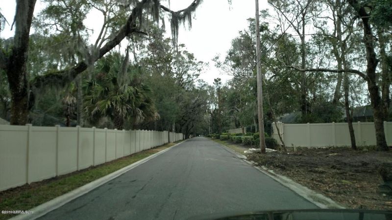 1513 Scott Rd, Fernandina Beach, FL 32034