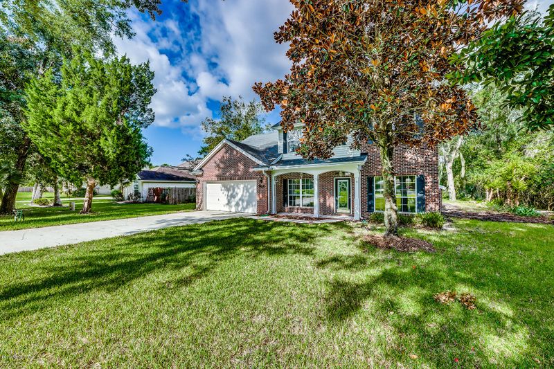 15145 Reef Dr N, Jacksonville, FL 32226