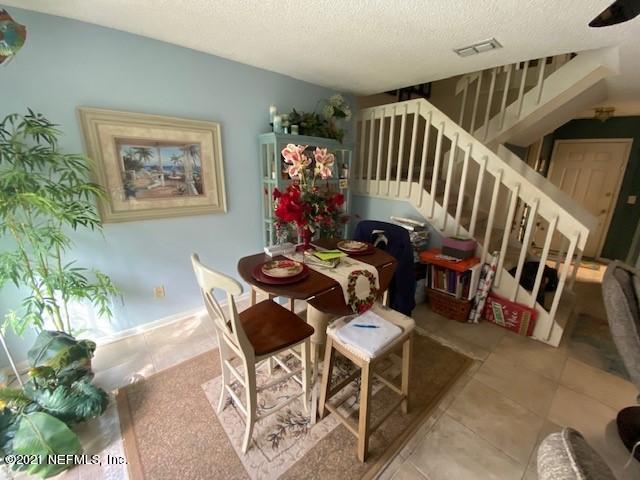 1519 Spindrift Cir W, Neptune Beach, FL 32266