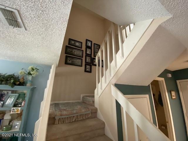 1519 Spindrift Cir W, Neptune Beach, FL 32266