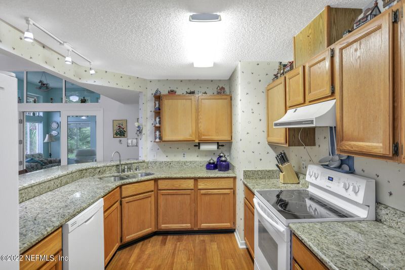 1520 Marsh Rabbit Way, Fleming Island, FL 32003