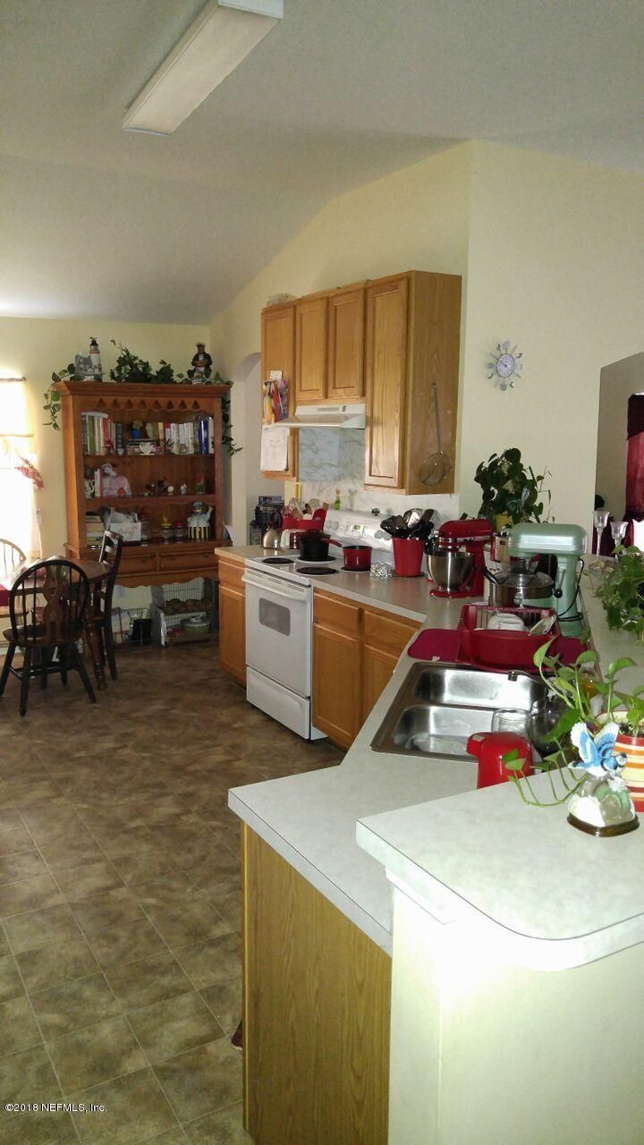 1520 Seawolf Trl, Jacksonville, FL 32221