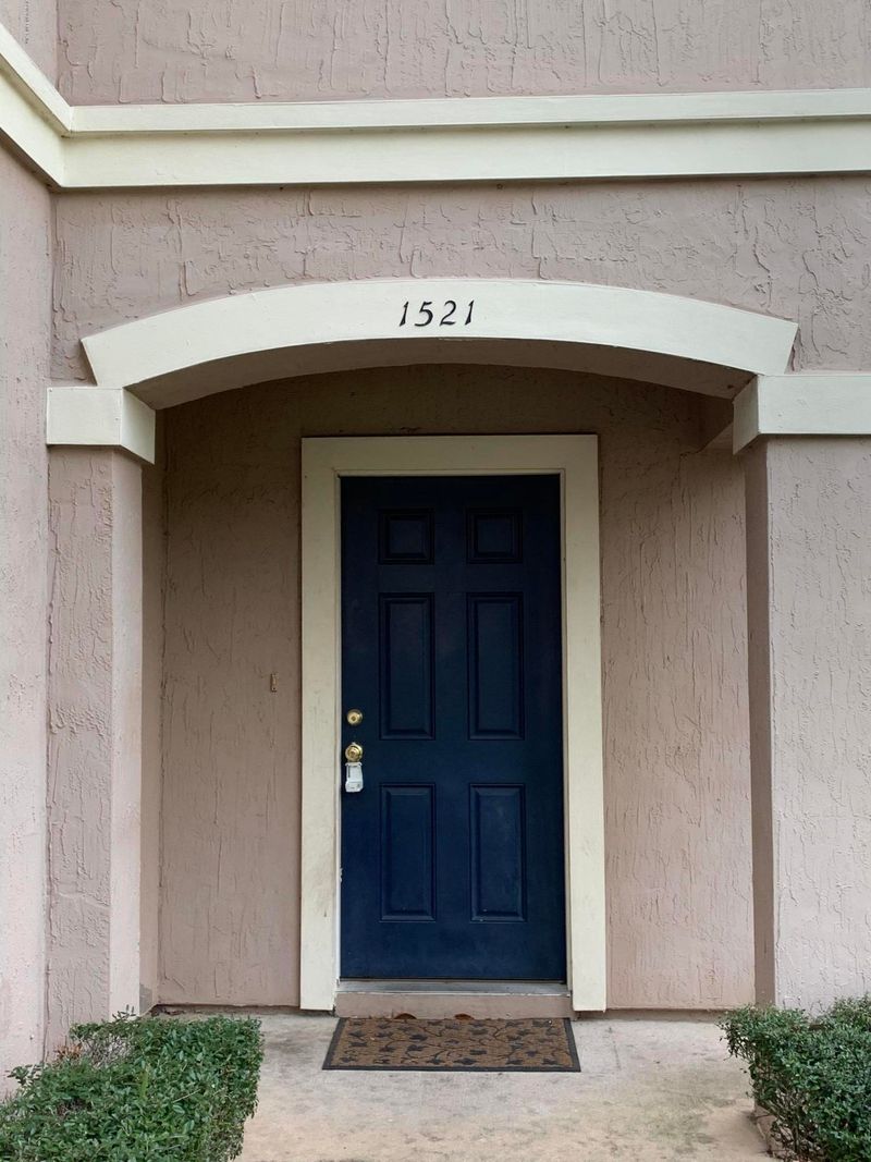 1521 Biscayne Bay Dr, Jacksonville, FL 32218