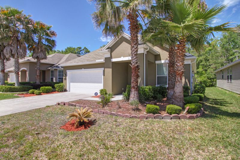 1521 Carpathian Dr, Jacksonville, FL 32218