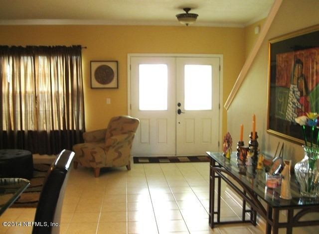 1521 Chatham Ct, St Augustine, FL 32092