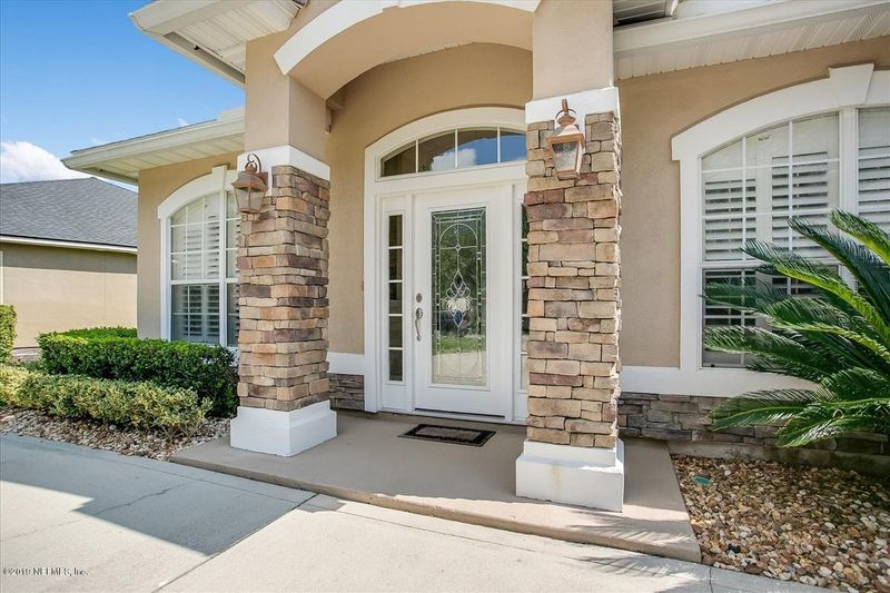 1523 Barrington Cir, St Augustine, FL 32092