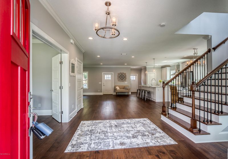 1523 Donald St, Jacksonville, FL 32205
