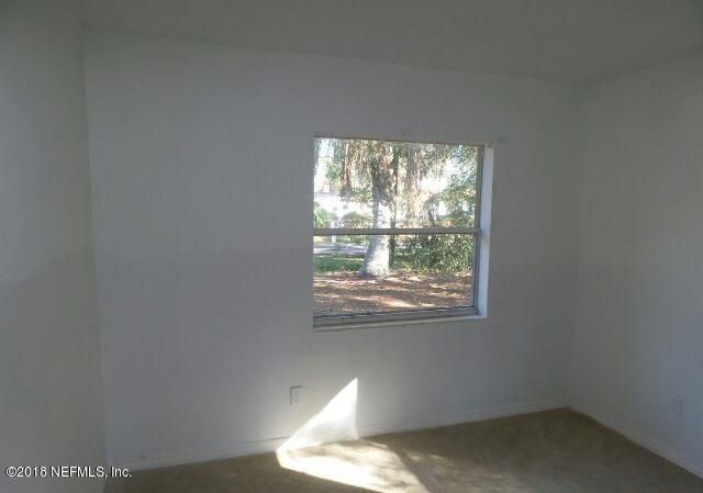 1524 Breton Rd, Jacksonville, FL 32208