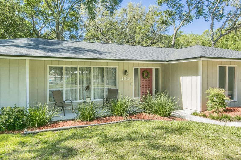 1525 Forest Ave, Neptune Beach, FL 32266