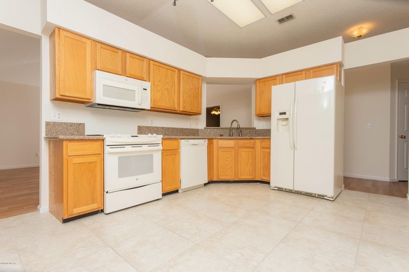1525 Slash Pine Ct, Orange Park, FL 32073