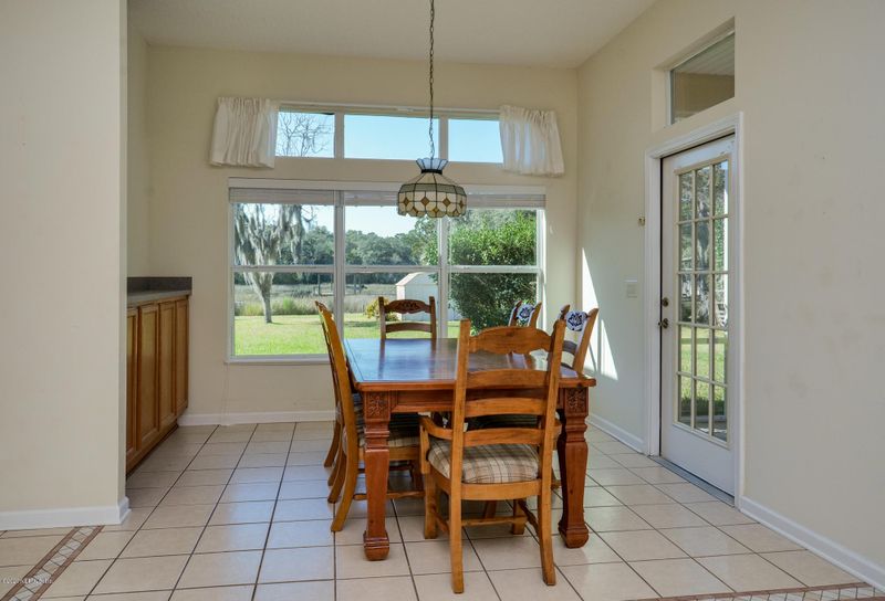 15256 Cape Dr S, Jacksonville, FL 32226