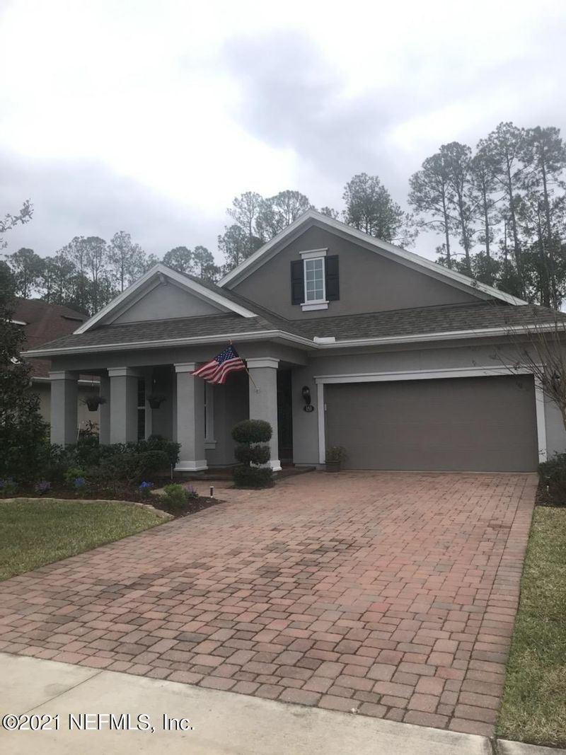 153 Aspen Leaf Dr, Jacksonville, FL 32081