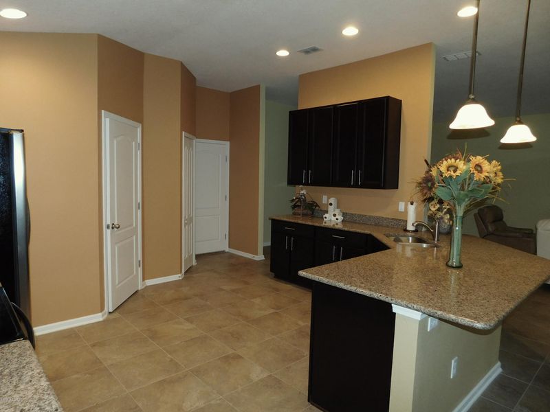 153 River Dee Dr, St Johns, FL 32259
