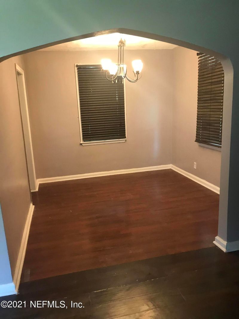 1530 W 10th St, Jacksonville, FL 32209