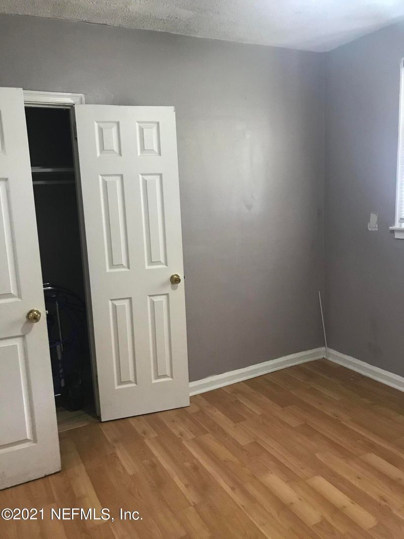 1530 W 10th St, Jacksonville, FL 32209