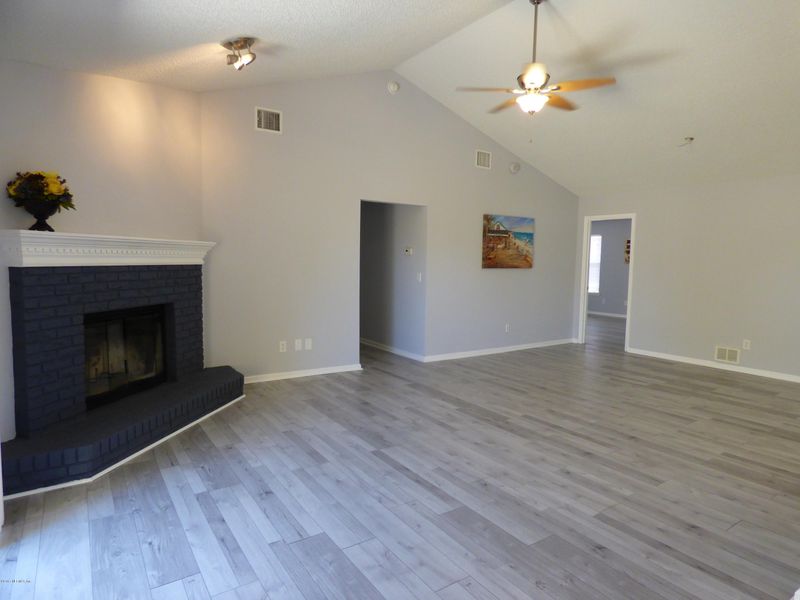 1532 Evans Dr S, Jacksonville Beach, FL 32250