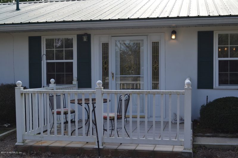 1532 Scott Rd, St Johns, FL 32259