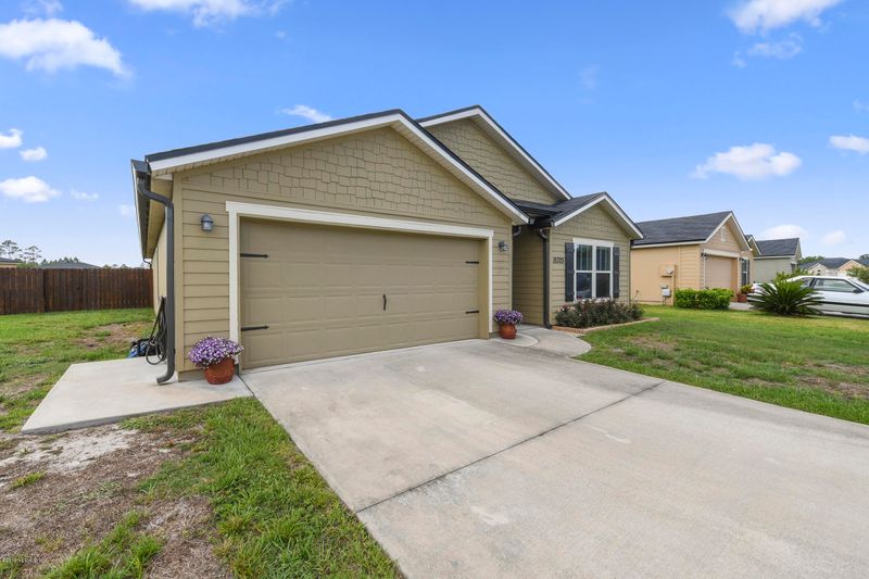 15325 Hidden Foal Dr, Jacksonville, FL 32234
