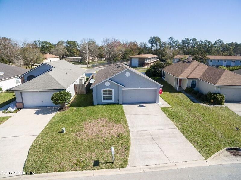 1533 Slash Pine Ct, Orange Park, FL 32073