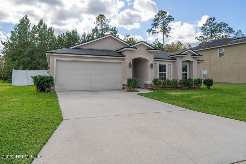 15360 Spotted Stallion Trl, Jacksonville, FL 32234