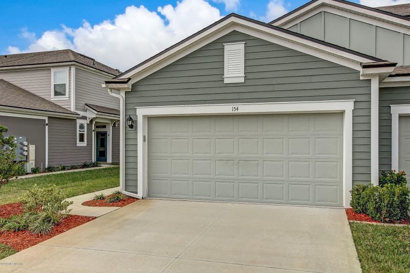 154 Servia Dr, St Johns, FL 32259
