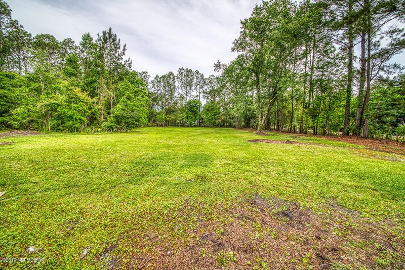 15420 Dewanna Rd, Jacksonville, FL 32218