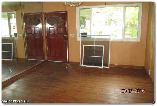 1553 16th St W, Jacksonville, FL 32209
